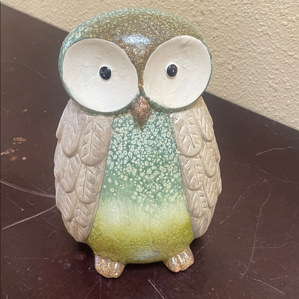 Green Ceramic Owl Figurine Decorative Sculpture